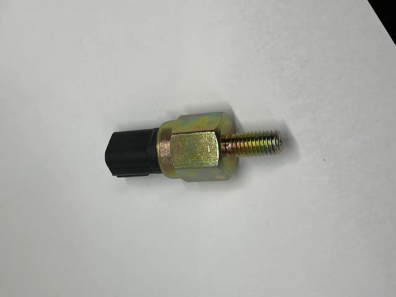 MOTOR YAĞ BASINÇ SENSÖRÜ